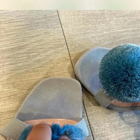 Kate spade amour Pom sandal. Size 6 - Picture 7 of 7